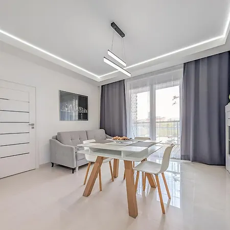 Apartment Riverside Harmony Chic By Bookinghost