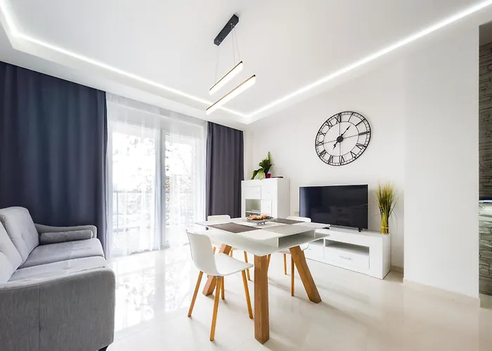 Riverside Harmony Chic By Bookinghost * Breslau